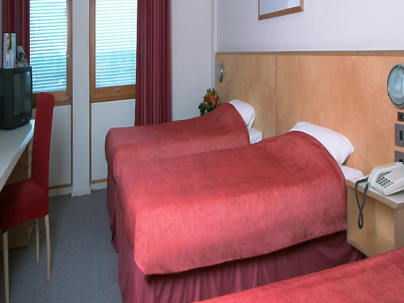St Giles Heathrow - A St Giles Hotel Feltham Eksteriør billede