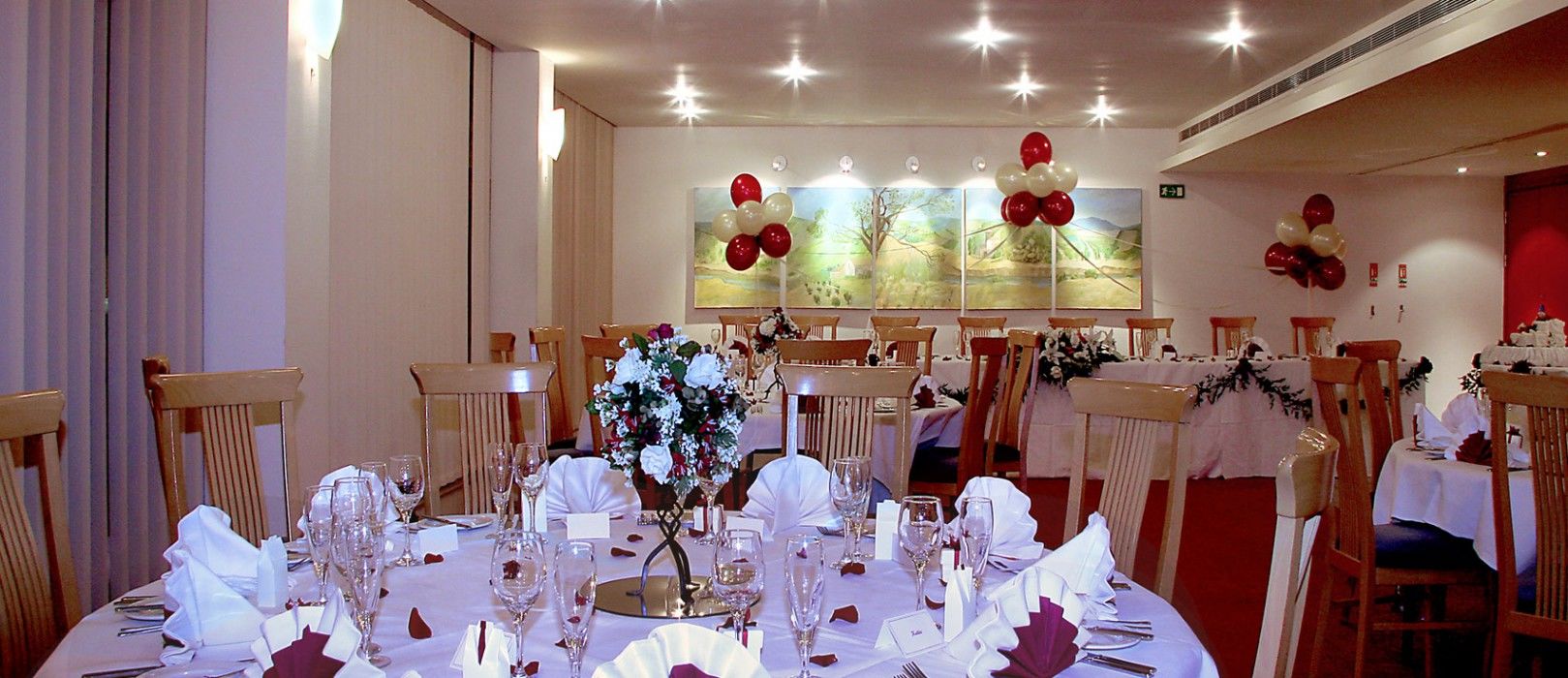 St Giles Heathrow - A St Giles Hotel Feltham Eksteriør billede